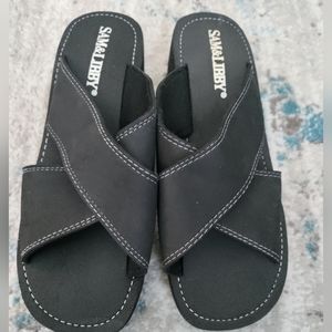 Sam & Libby Platform, Black cross sandal, slip on, New